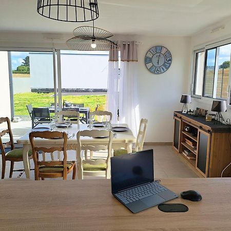 Single Storey Holiday Home In Cléder Εξωτερικό φωτογραφία