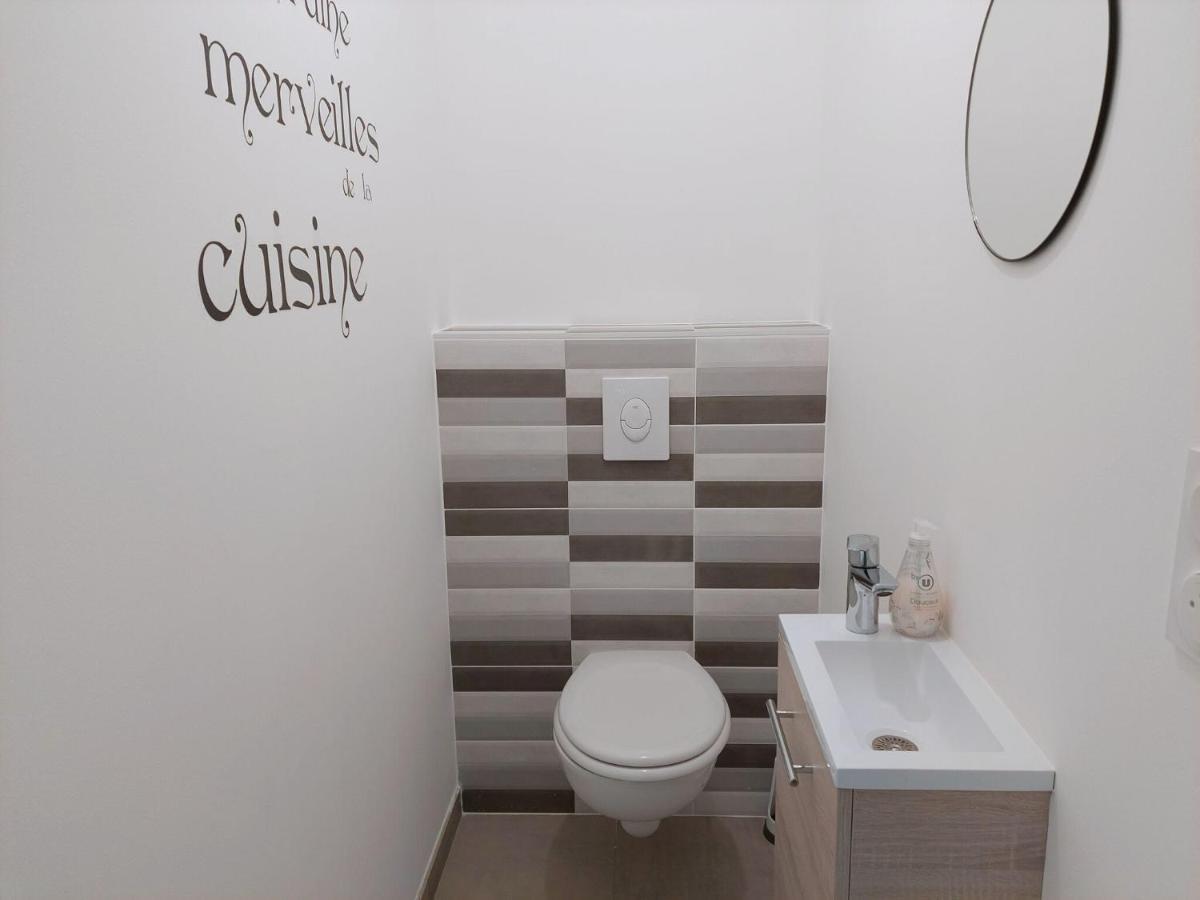 Single Storey Holiday Home In Cléder Εξωτερικό φωτογραφία