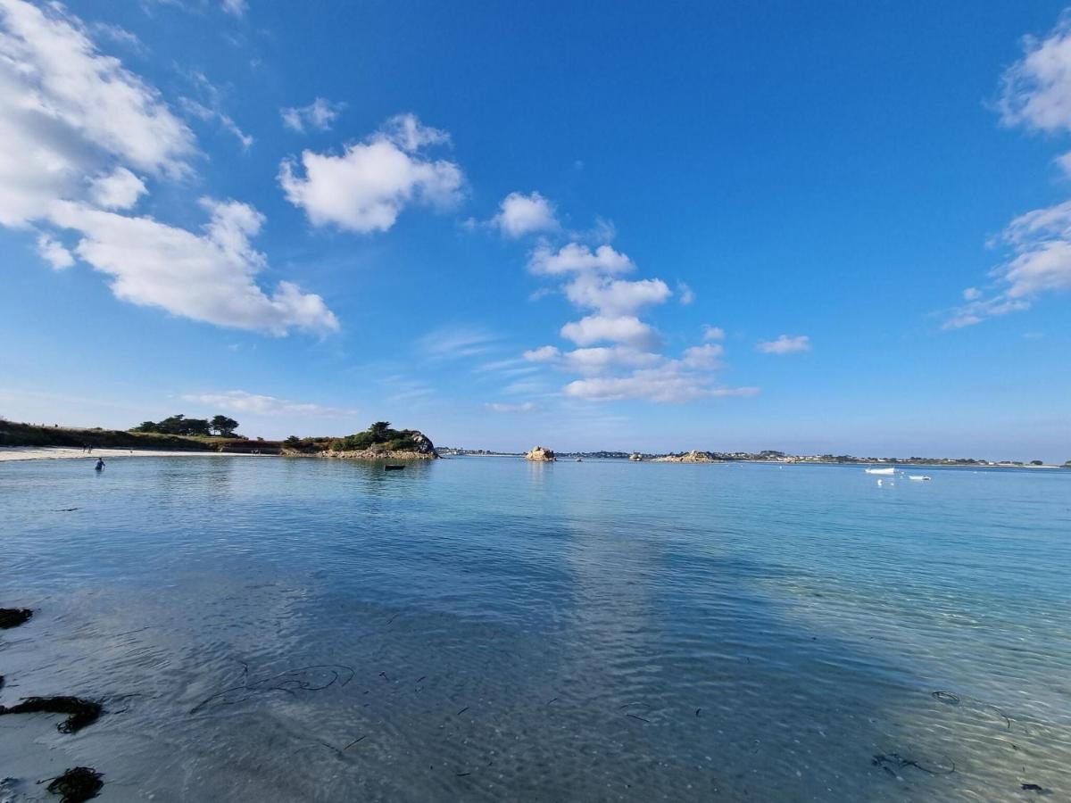 Single Storey Holiday Home In Cléder Εξωτερικό φωτογραφία